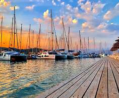 Yacht Classic Hotel - Boutique Class