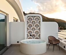 Yacht Classic Hotel - Boutique Class