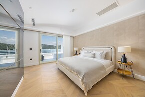 Yacht Classic Hotel - Boutique Class