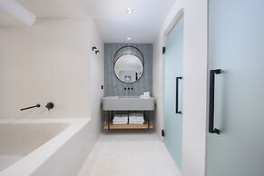 Yacht Classic Hotel - Boutique Class