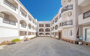 Karras Hotel