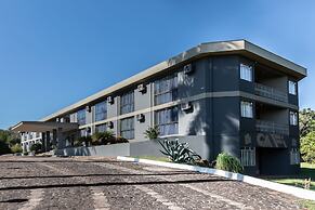 Canzi Cataratas Hotel