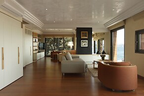 Deris Bosphorus Lodge