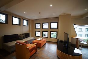 Deris Bosphorus Lodge