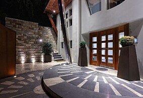 Deris Bosphorus Lodge