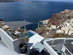Theodora Suites - Adults Only
