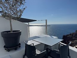 Theodora Suites - Adults Only