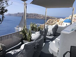 Theodora Suites - Adults Only