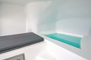 Theodora Suites - Adults Only