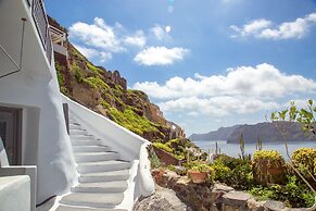 Theodora Suites - Adults Only