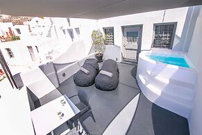 Theodora Suites - Adults Only