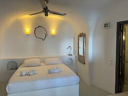 Theodora Suites - Adults Only