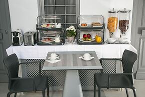 Theodora Suites - Adults Only