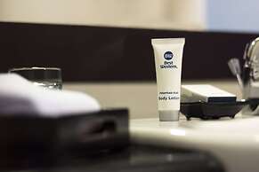 Best Western Mangga Dua Hotel and Residence