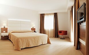SHotel