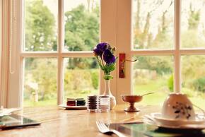 Newburgh House Bed & Breakfast