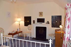 Newburgh House Bed & Breakfast