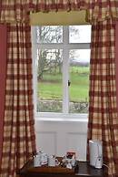 Newburgh House Bed & Breakfast