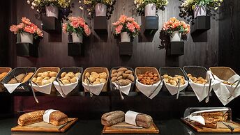 Van der Valk Hotel Duiven near Arnhem A12