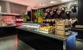 Van der Valk Hotel Duiven near Arnhem A12