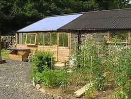 Craig-y-Dderwen Riverside Hotel