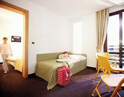 Hotel Alaska
