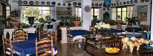 Hostal Residència Catalina Vera