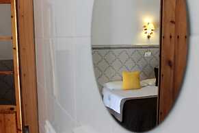 Hostal Residència Catalina Vera