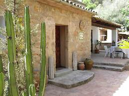 Hostal Residència Catalina Vera