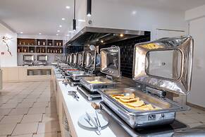 Dimitrios Village Beach Resort