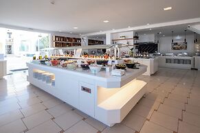 Dimitrios Village Beach Resort