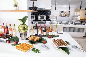 Dimitrios Village Beach Resort