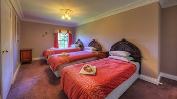 Hatchers Richmond Manor