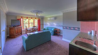 Hatchers Richmond Manor