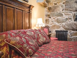 The Wayside and Whisky Barn