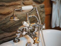 The Wayside and Whisky Barn