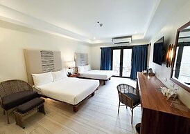 Bluewater Maribago Beach Resort