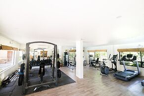 Bluewater Maribago Beach Resort