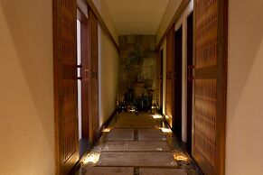 Bluewater Maribago Beach Resort