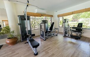 Bluewater Maribago Beach Resort