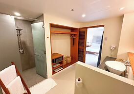 Bluewater Maribago Beach Resort