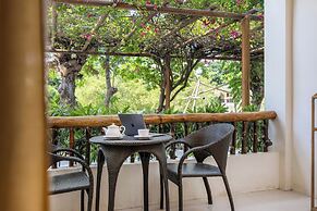 Bluewater Maribago Beach Resort