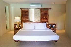 Bluewater Maribago Beach Resort