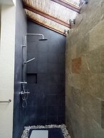 Bluewater Maribago Beach Resort