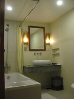 Bluewater Maribago Beach Resort