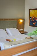 Golden Coast Hotel & Bungalows - All Inclusive