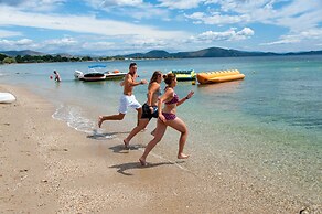 Golden Coast Hotel & Bungalows - All Inclusive