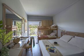 Golden Coast Hotel & Bungalows - All Inclusive