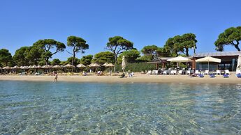 Golden Coast Hotel & Bungalows - All Inclusive