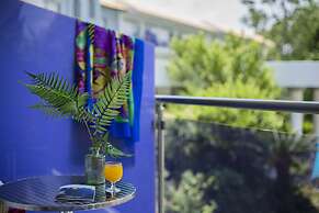 Golden Coast Hotel & Bungalows - All Inclusive
